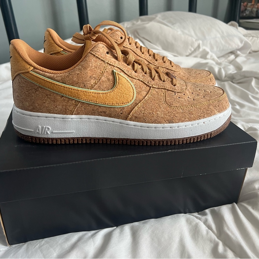 Men’s Air Force 1 ‘07 “Happy Pineapple” Cork. 11.5 Retail $260 GOAT